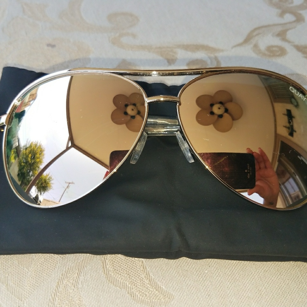 Quay - Vivienne Rose Gold