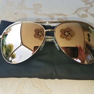 Quay - Vivienne Rose Gold