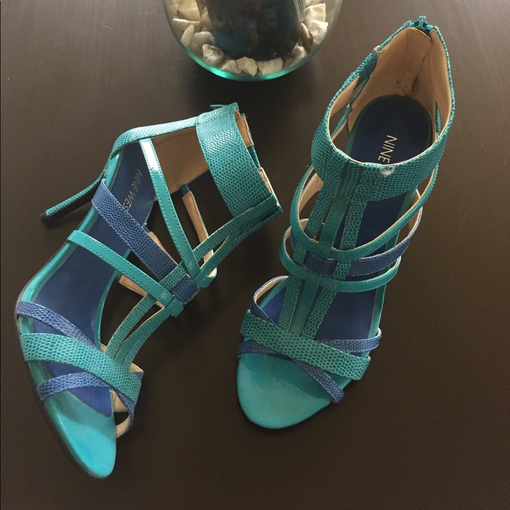Nine West blue sandals size 7 1/2