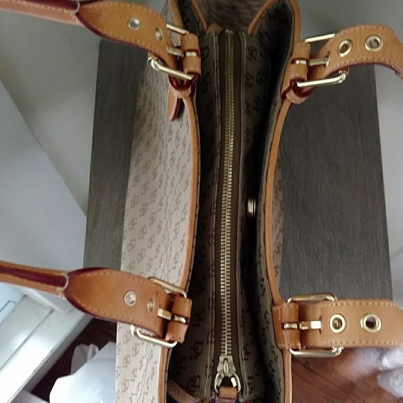 SOLD - Picture 4 of 8