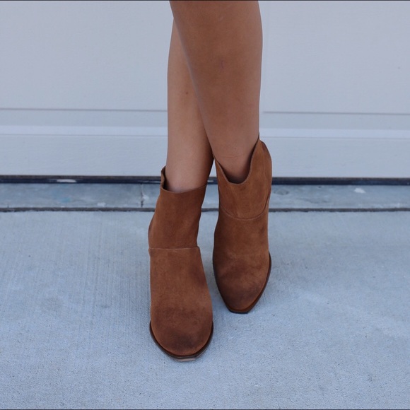 Whiskey Distressed Ankle Bootie - Picture 3 of 8