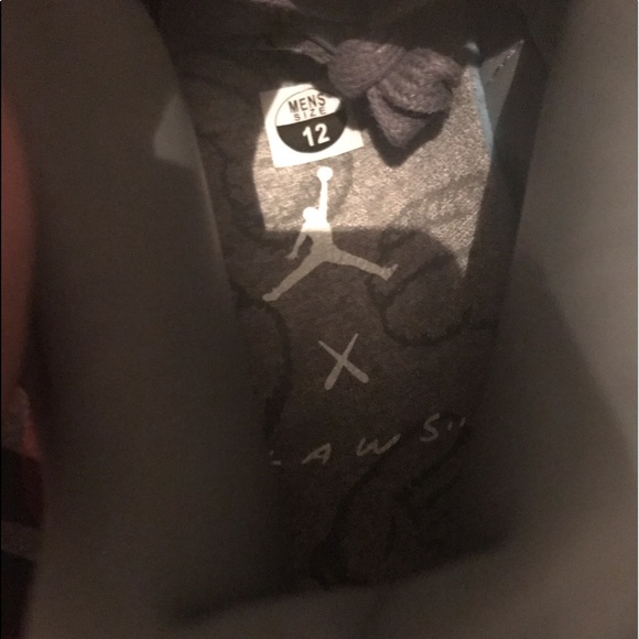 Air Jordan 4 KAWS - Picture 4 of 4