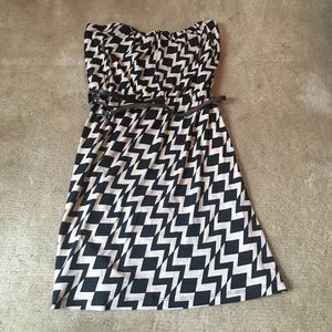 Strapless patterned sundress with built in belt