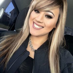 Meet your Posher, Marissa