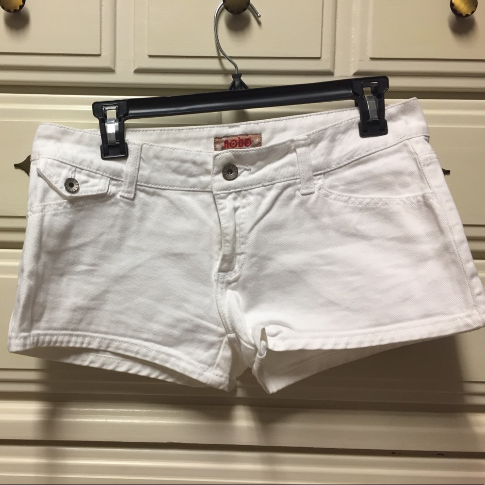 White shorts juniors size 7