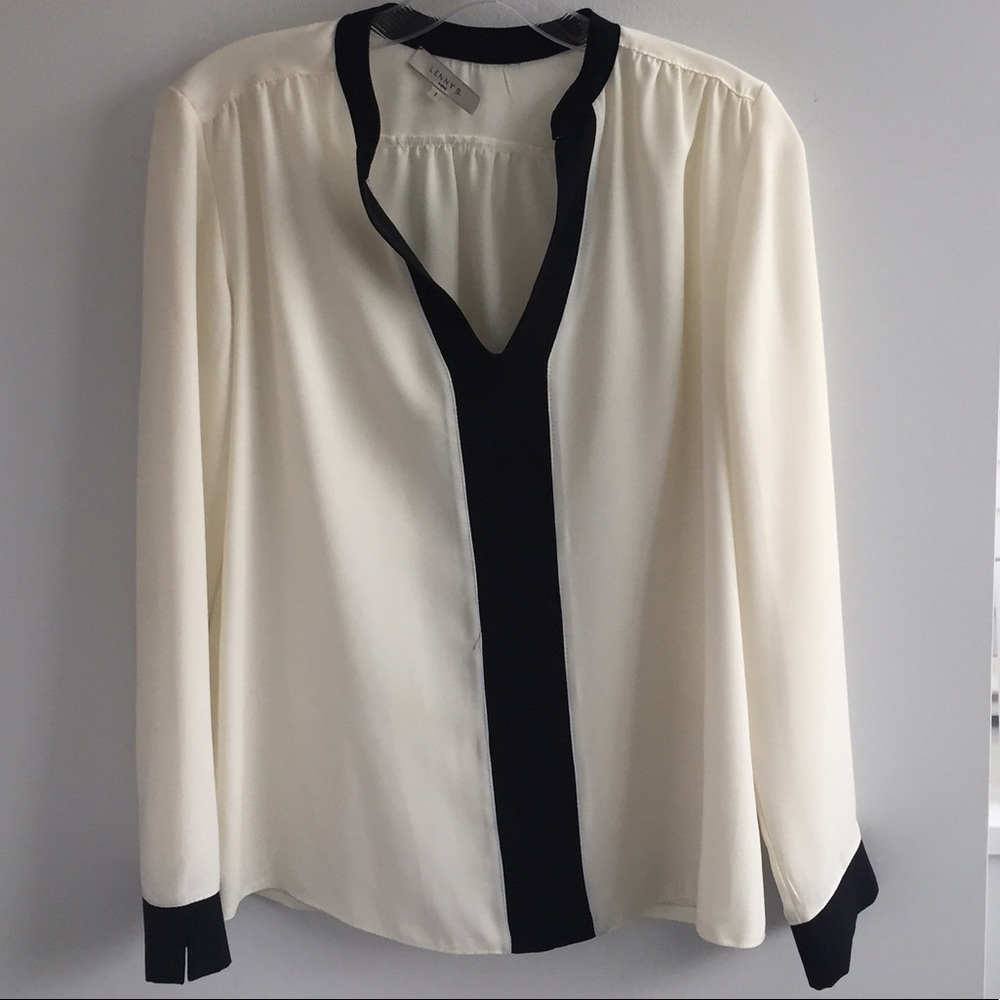 BEAUTIFUL PARISIAN BLOUSE!