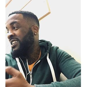 Meet your Posher, Tone