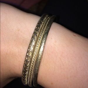 Gold bangle bracelets
