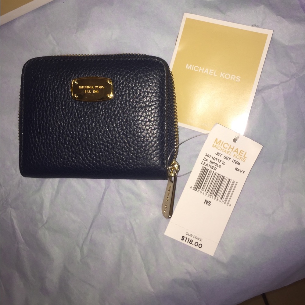 Michael Kors navy blue jet set wallet