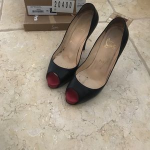 Christian Louboutin pump