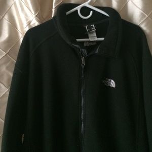 Mens North Face fleece jacket.