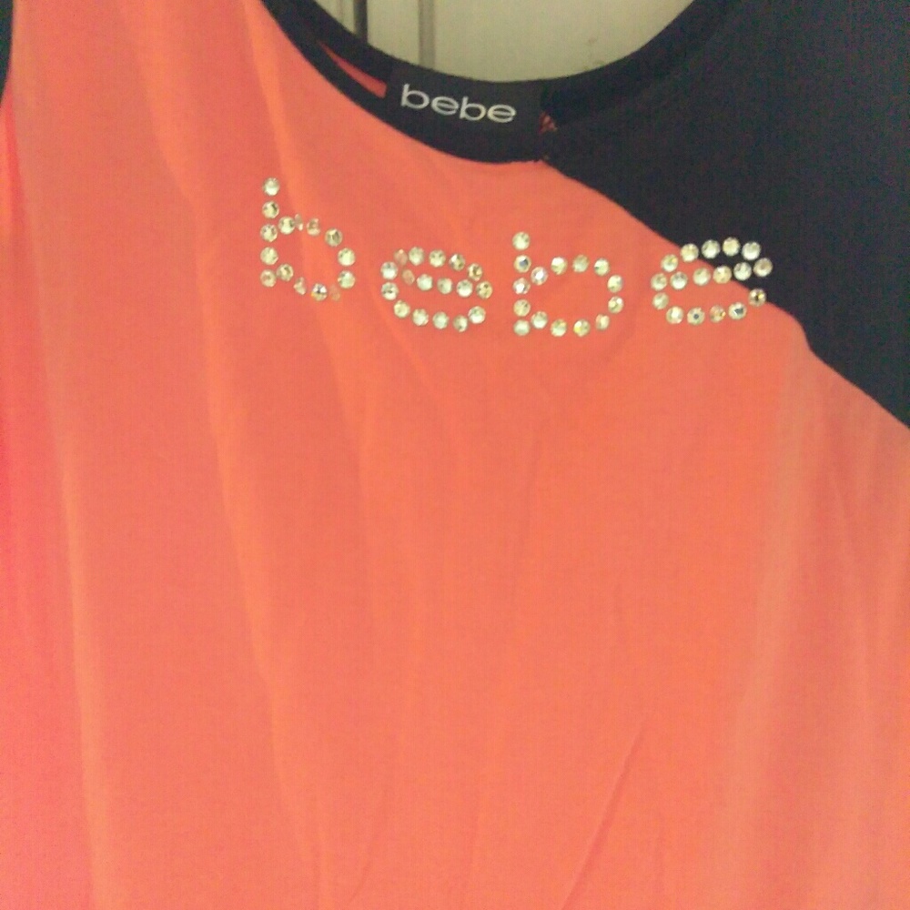 Bebe sleeveless top