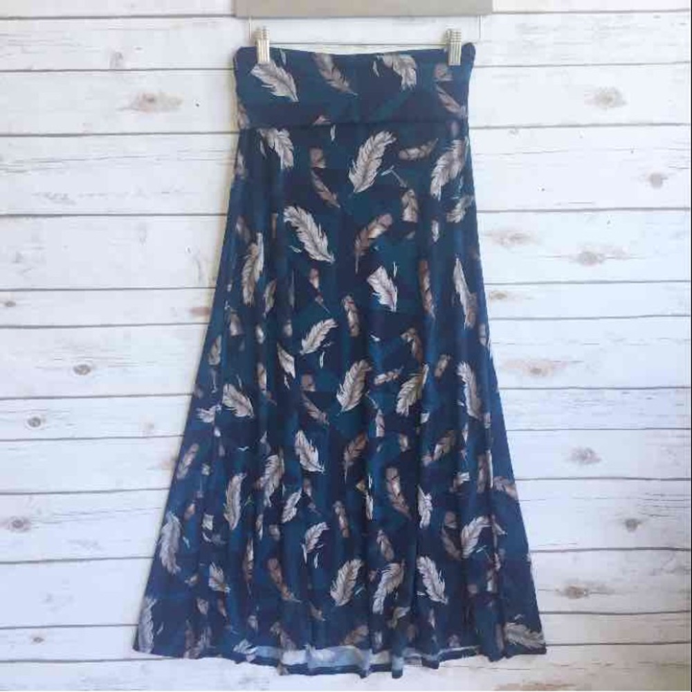 NWT LULAROE Maxi Skirt Feathers Geometric