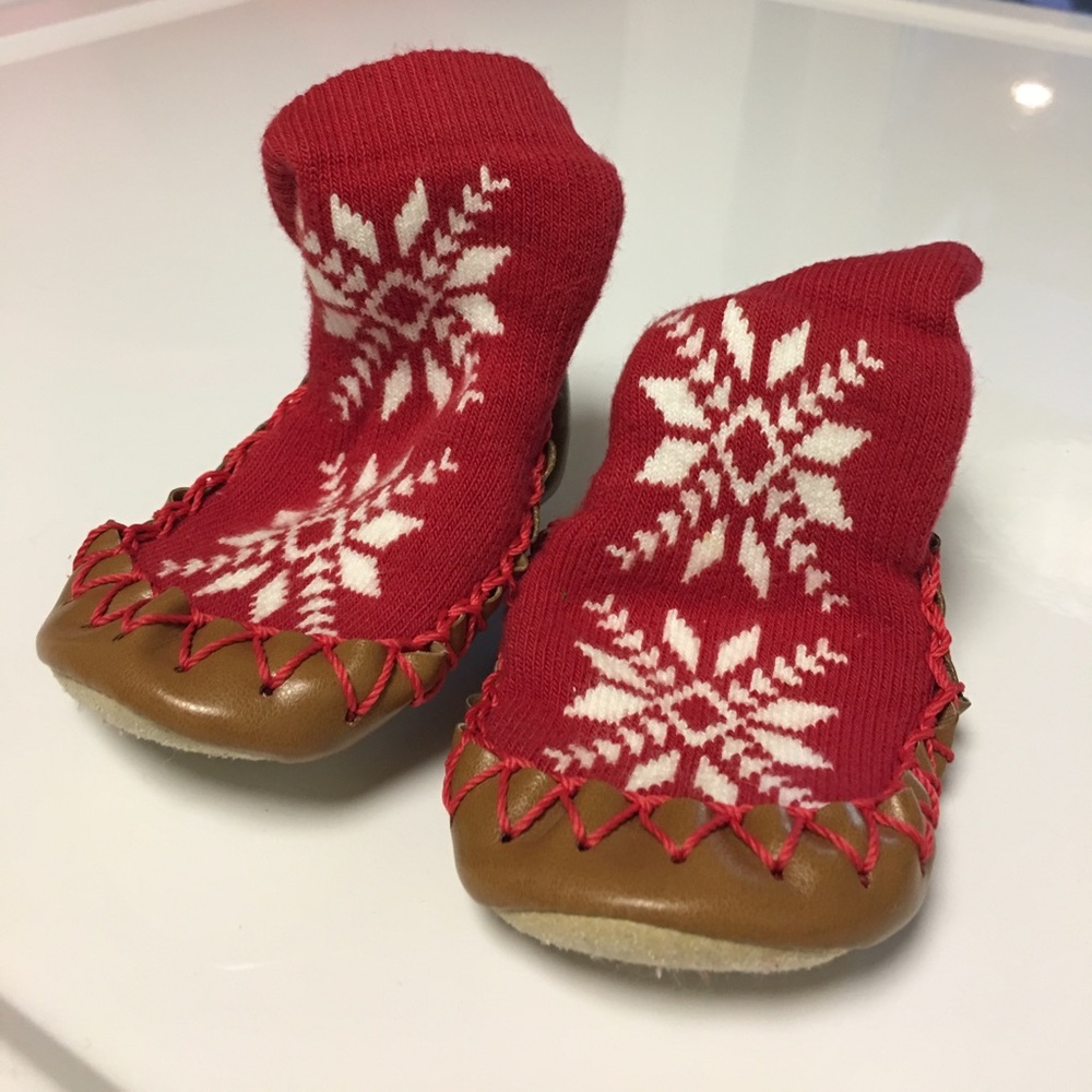 Hanna Anderson moccasins