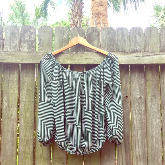 Authentic Poema Sexy Sheer Bardot Top - Picture 3 of 6