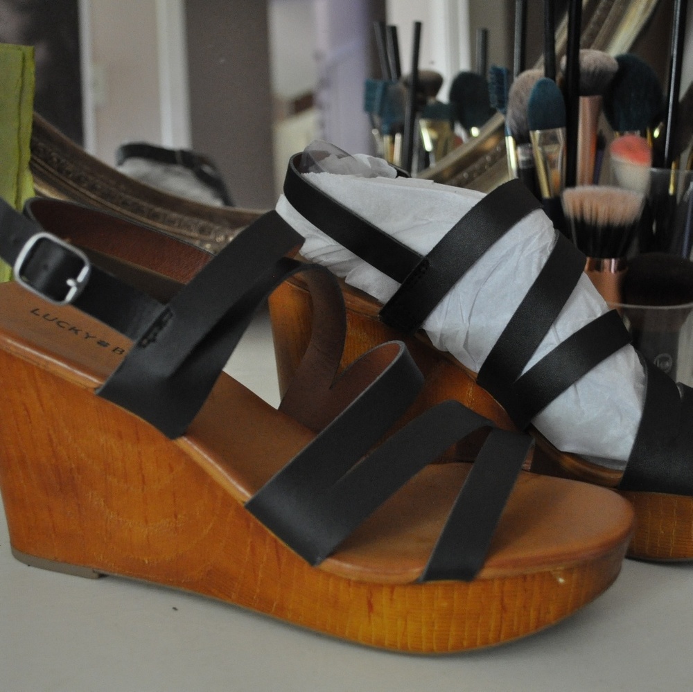 Lucky Brand black wedges 9.5