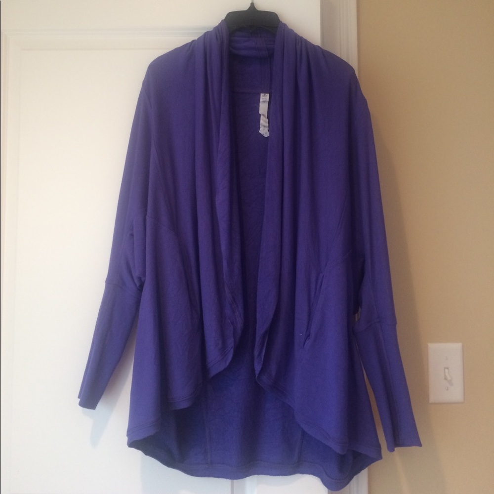 Lululemon open sweatshirt/jacket (can wear 2 ways)