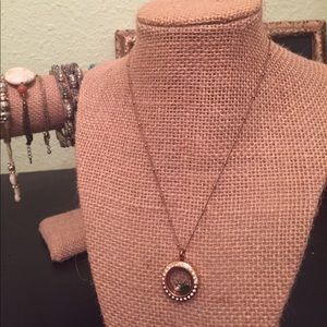 Origami Owl 🦉💯 Original Gold Rose Necklace