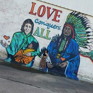 Meet your Posher, Iris