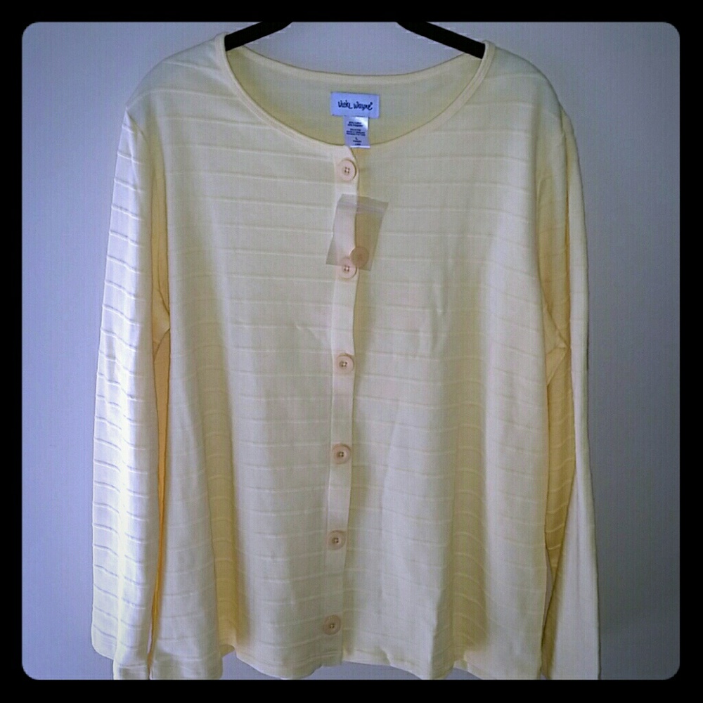 Butter Yellow Button Down Cotton Top NEW Size L