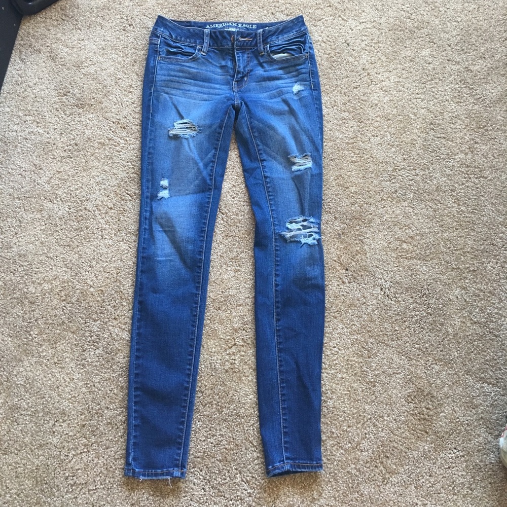 American Eagle Ripped Skinny Jegging