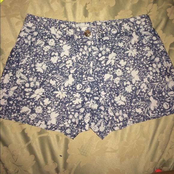 GAP Print Shorts - Picture 1 of 3