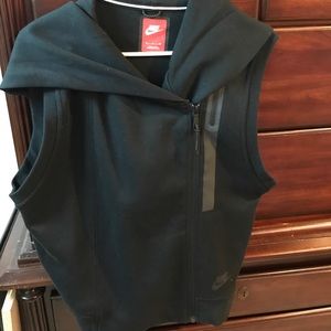 Nike athletic vest