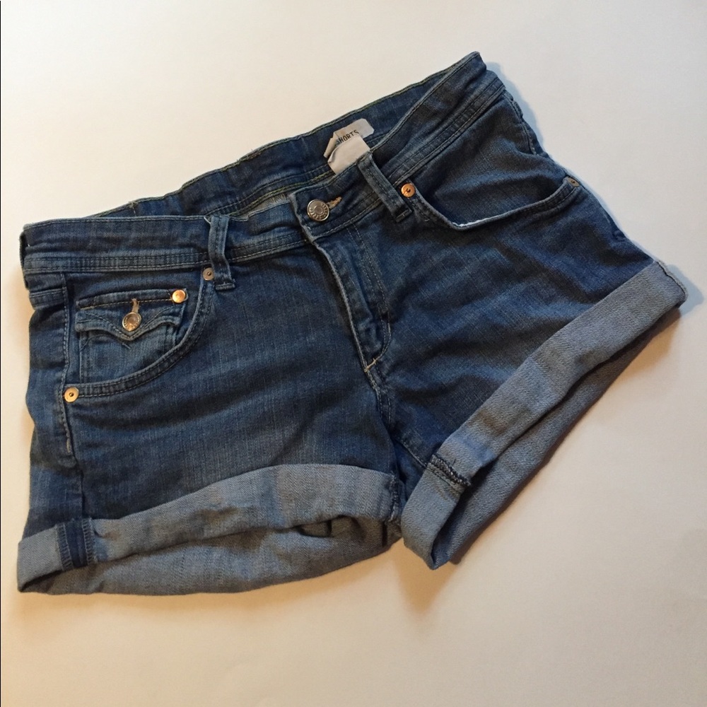 Cute denim shorts