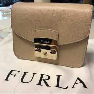 Furla metropolis bag