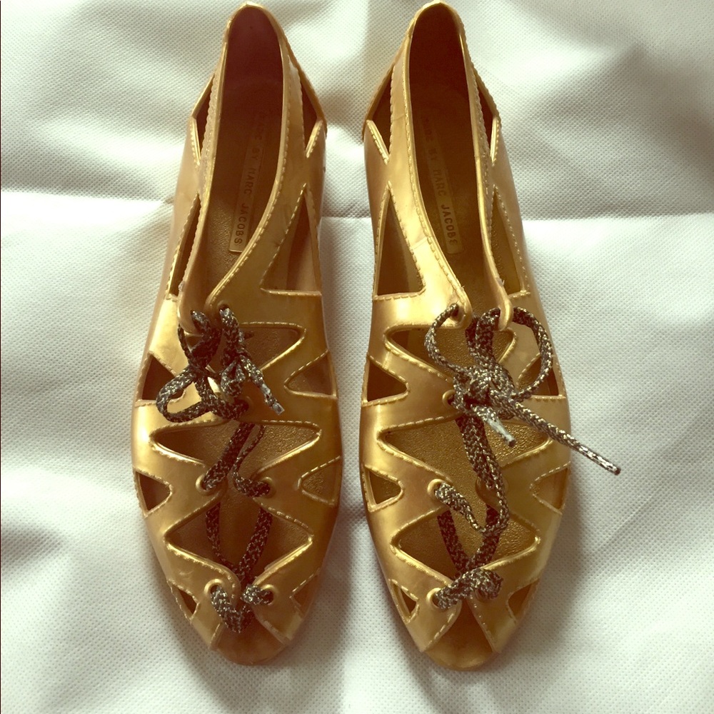 Marc Jacobs gold jellie shoes