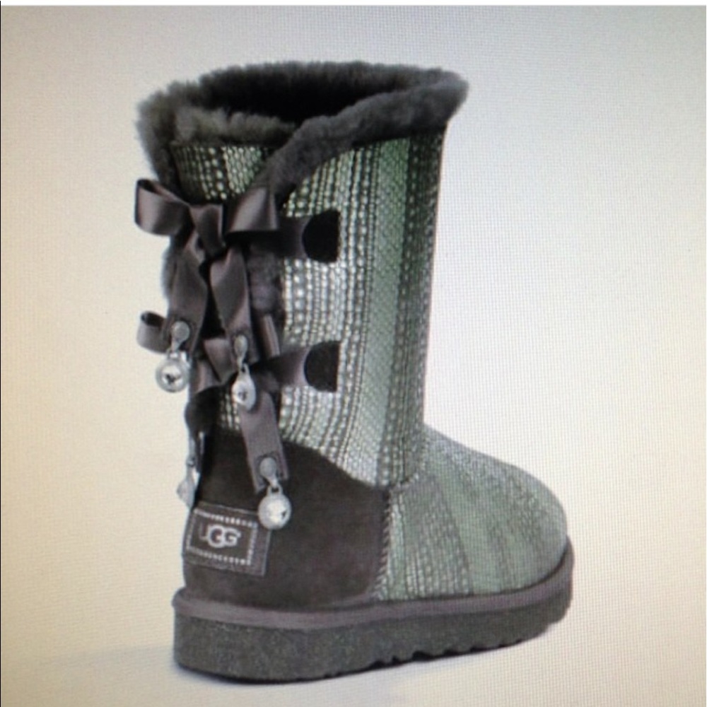 Authentic UGG short boots limited edition