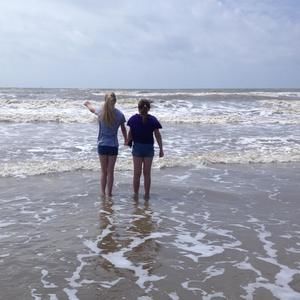 Meet your Posher, Abby