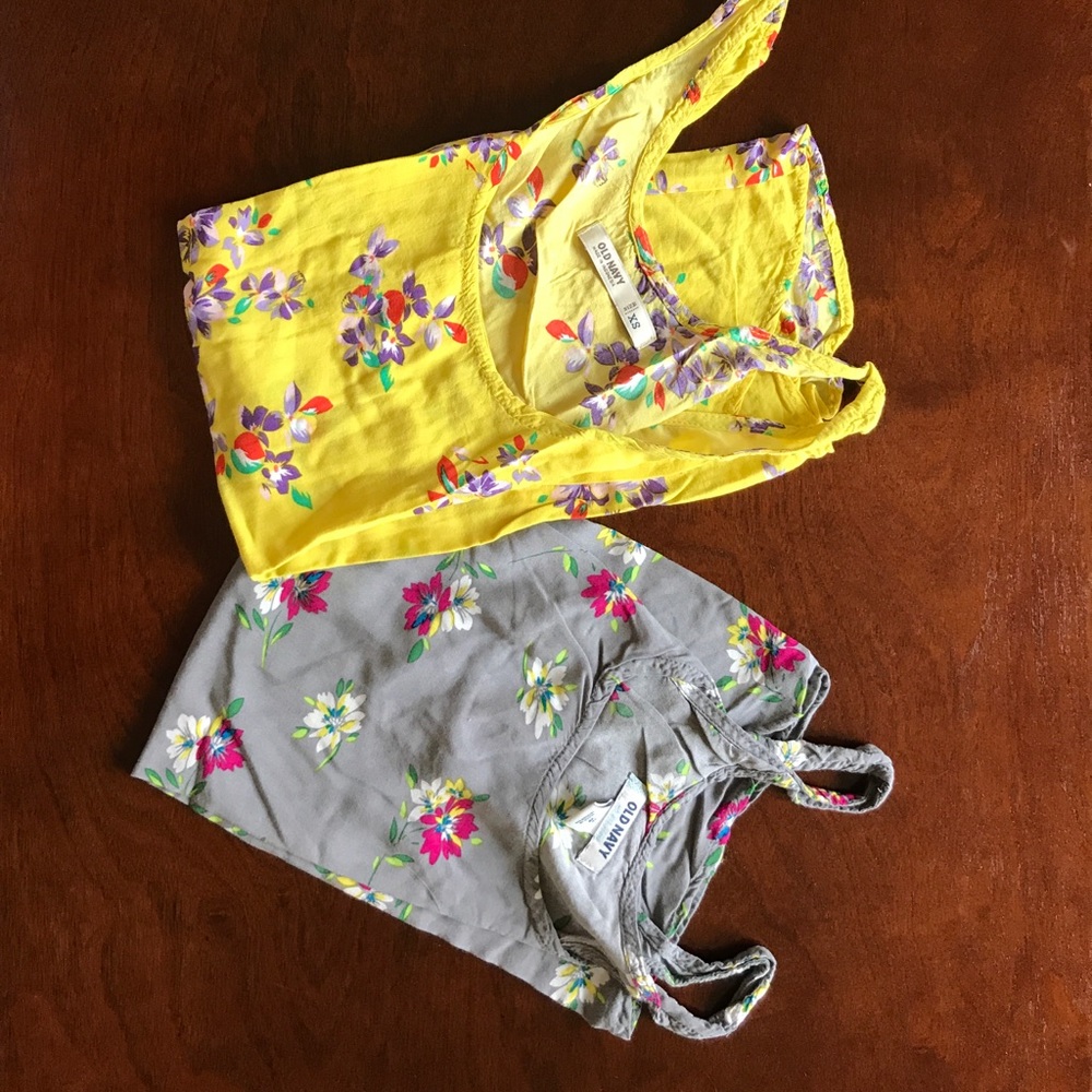 OLD NAVY SeT of 2 Tank tops