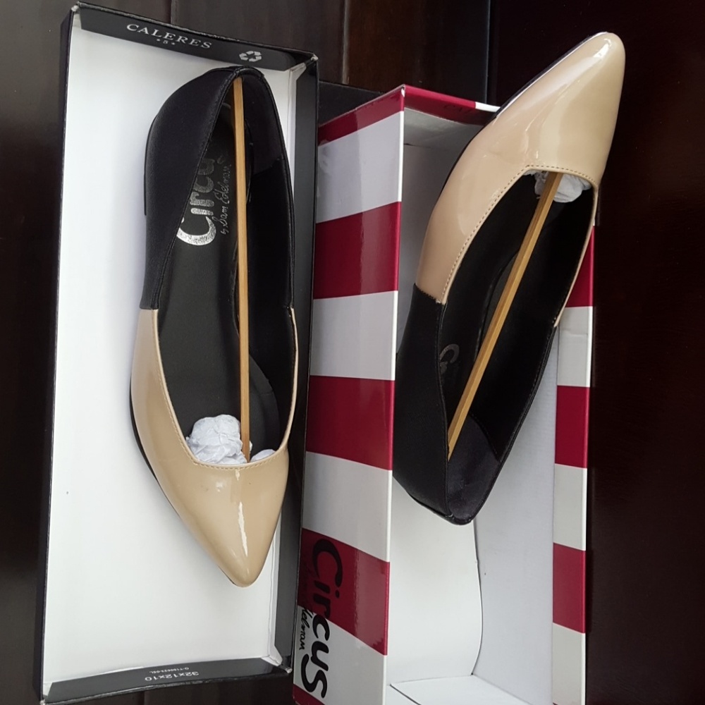 (sold) Circus by sam edelman pointed flats