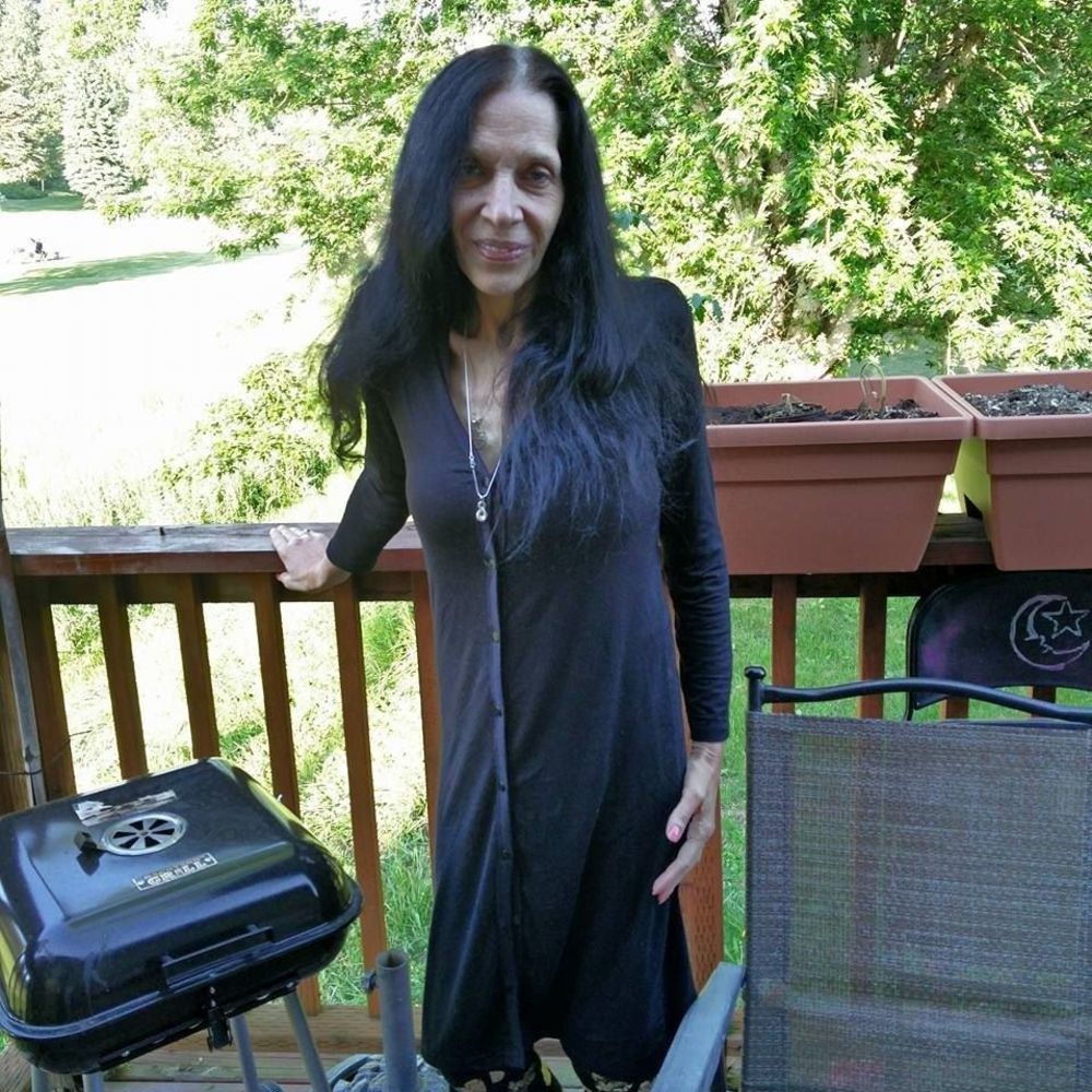 Meet your Posher, Karin