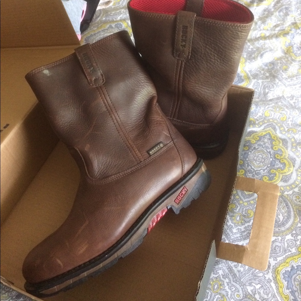 Men's work boots