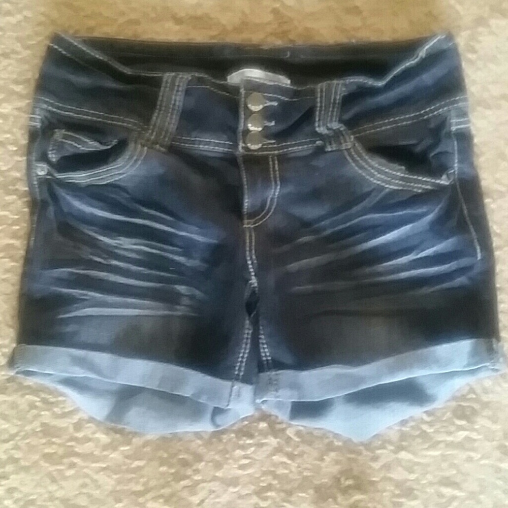 Ladies shorts