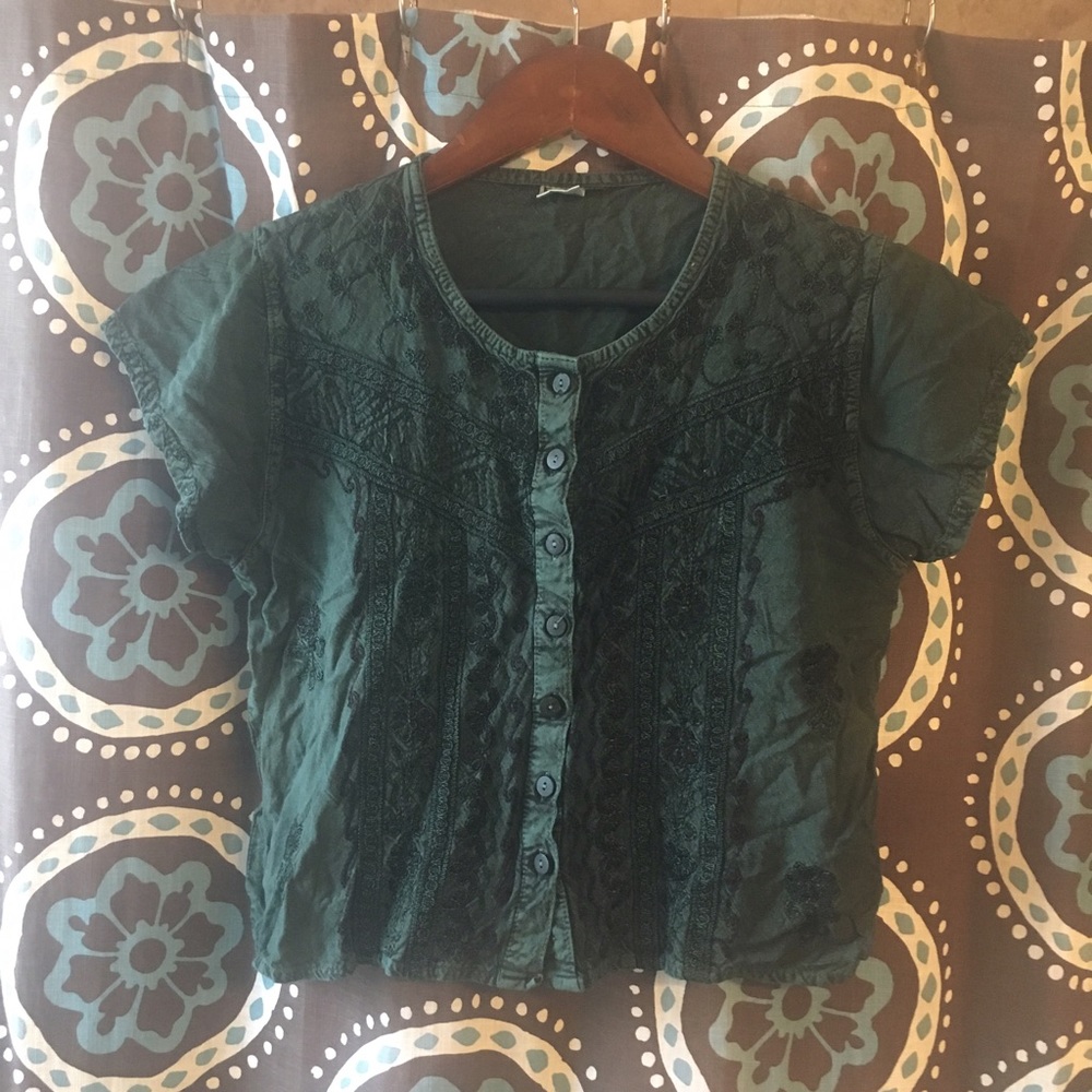 Green embroidered button up crop top!