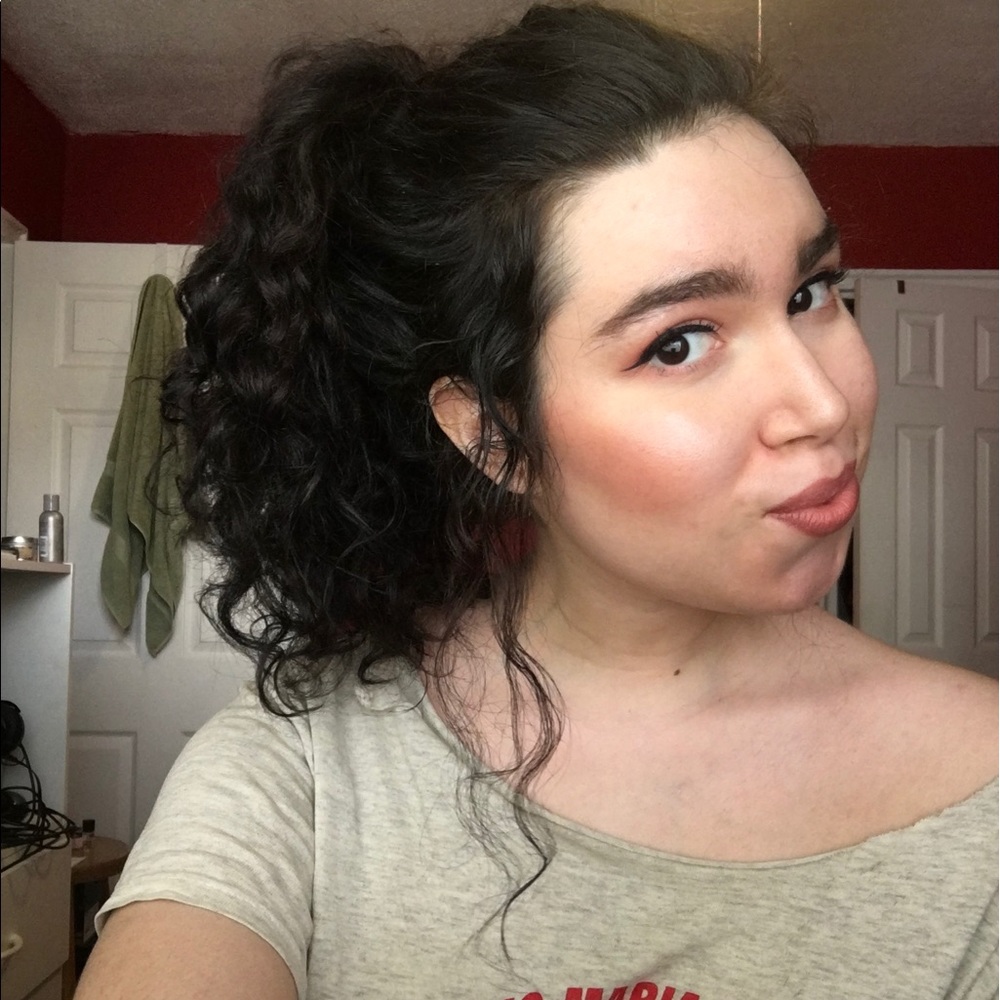 Meet your Posher, Chelsey