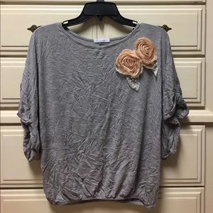 Gray, stretch, jersey material shirt