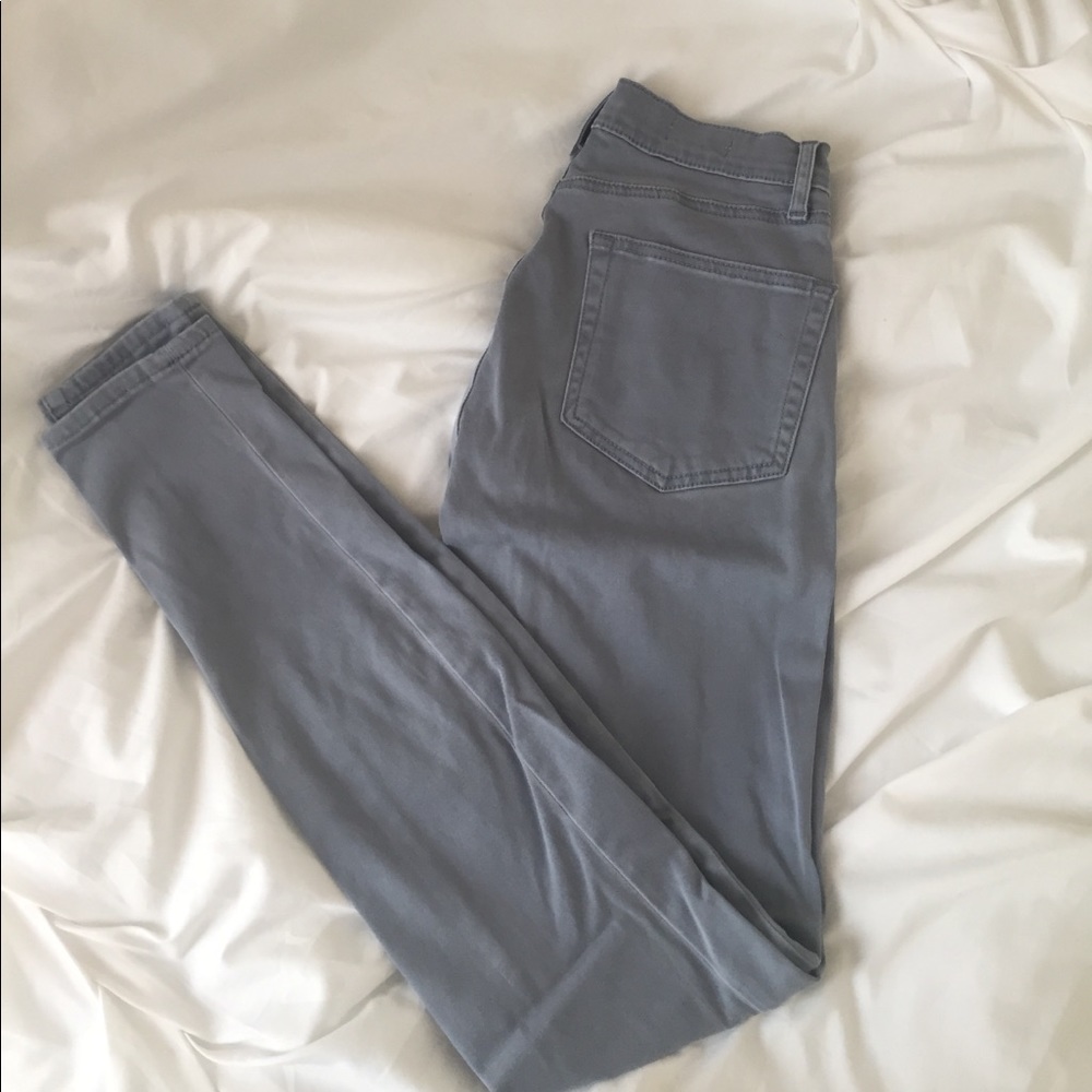 High wasted gap jeans