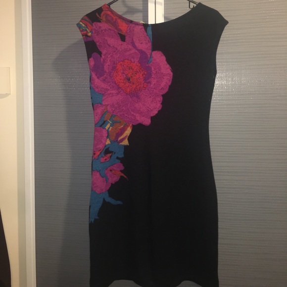 Thin sweater dress - Picture 3 of 4