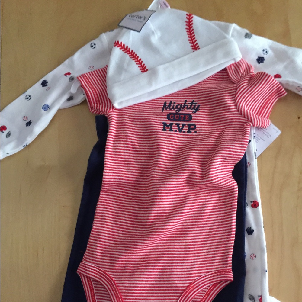 NWT Carter's set 4 pices💝💝