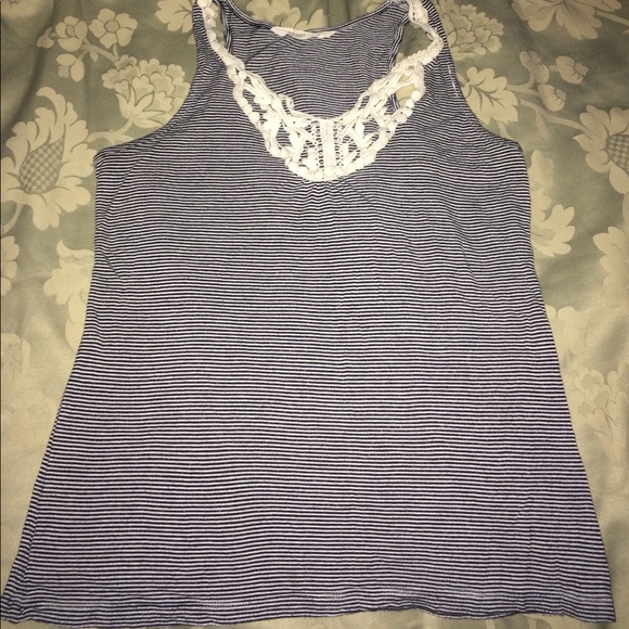 Stripes and knit shirt - Picture 1 of 2