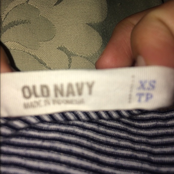 Stripes and knit shirt - Picture 2 of 2