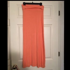 Peach colored Maxi Skirt size M