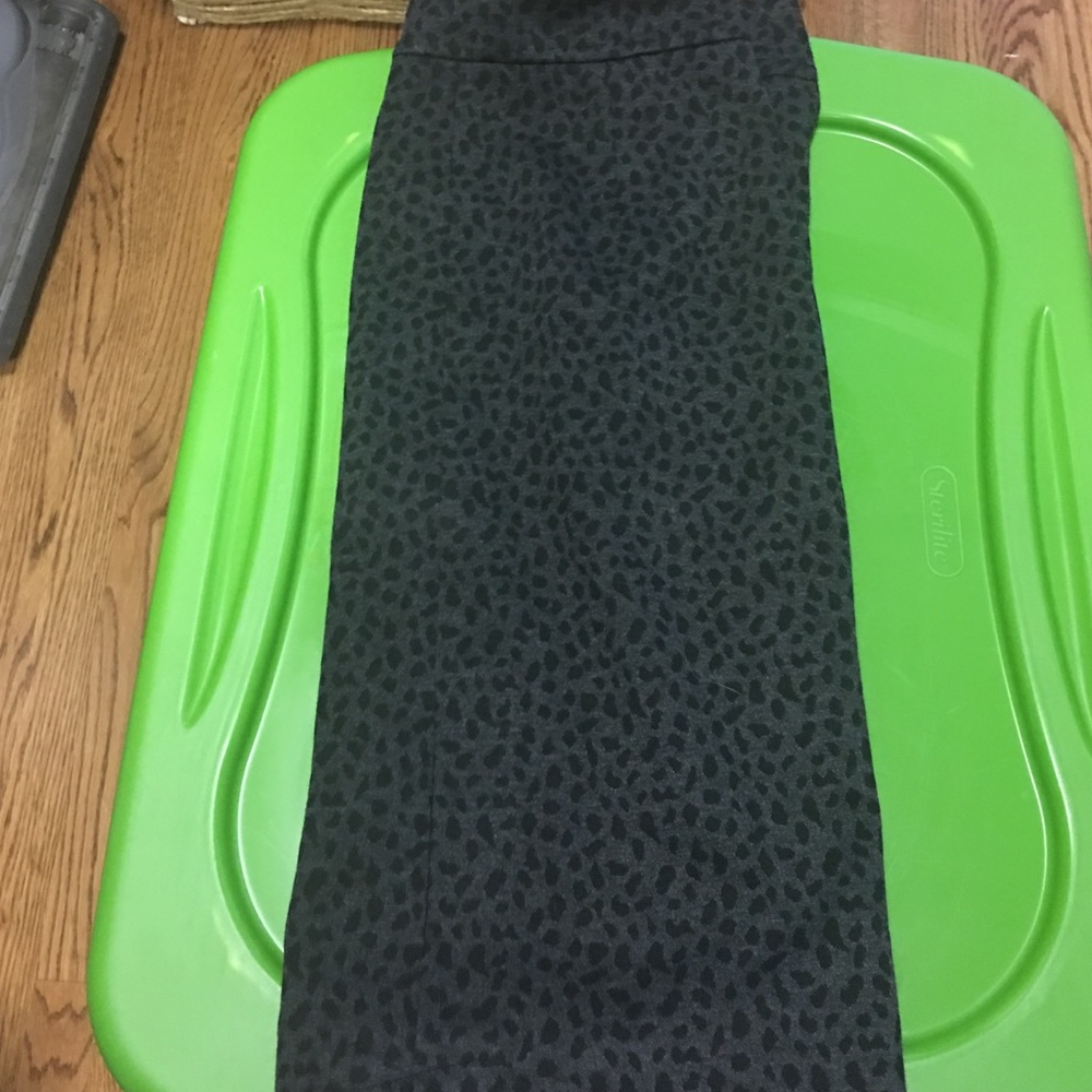Tahari Pencil Skirt