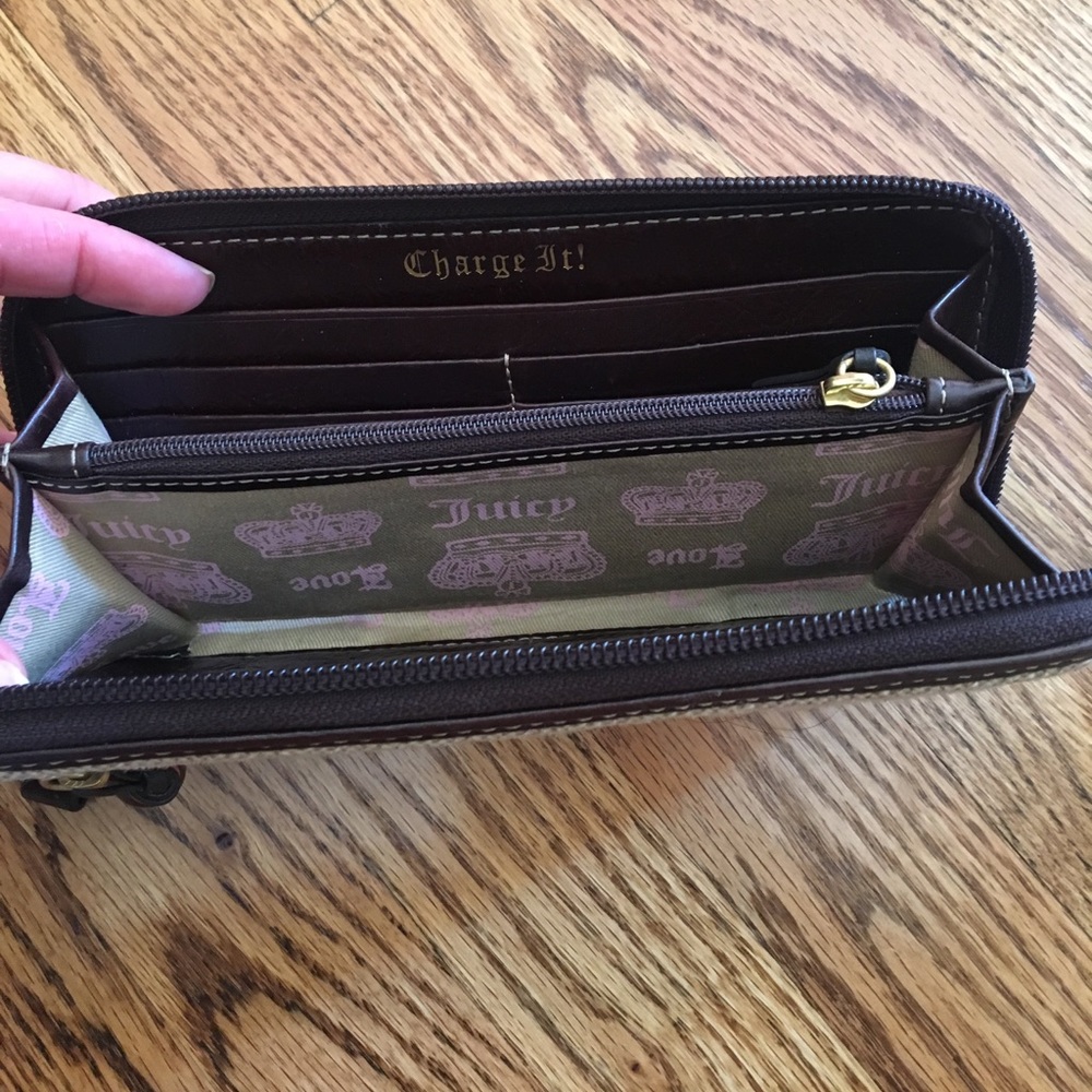 Wallet - Picture 3 of 3
