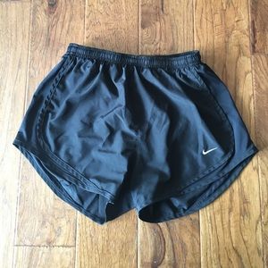 black nike tempo shorts