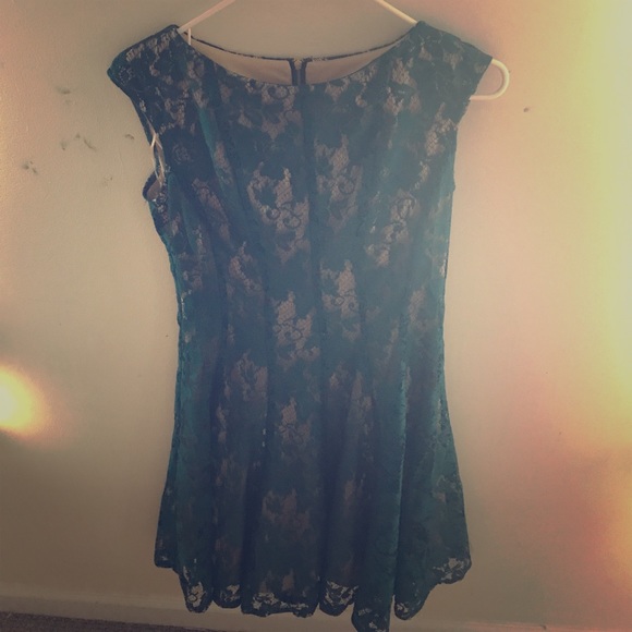 $30😊 Never worn tags are still on it❤️ - Picture 1 of 3